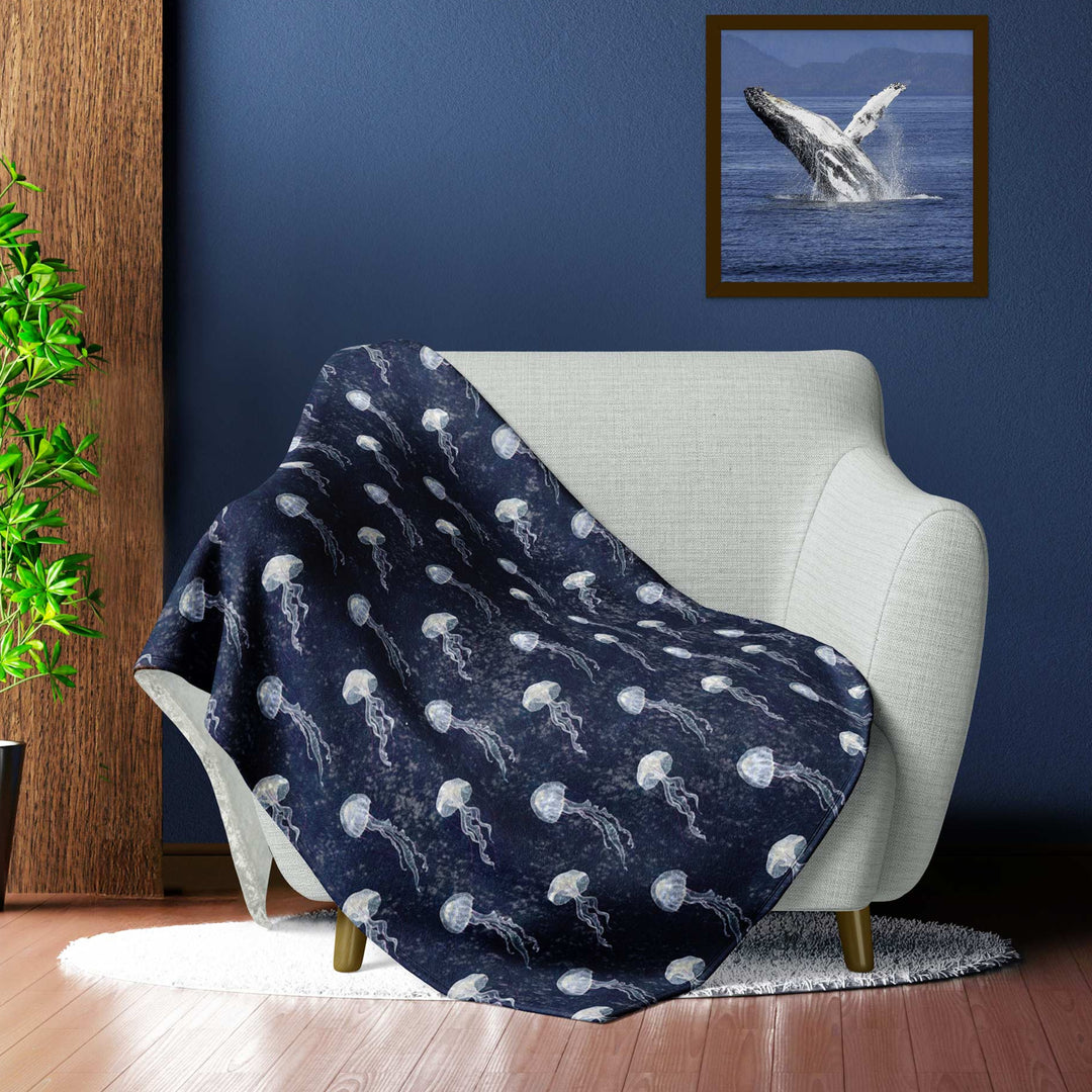 Jellyfish Crushed Velvet Blanket - bzbuzzbee